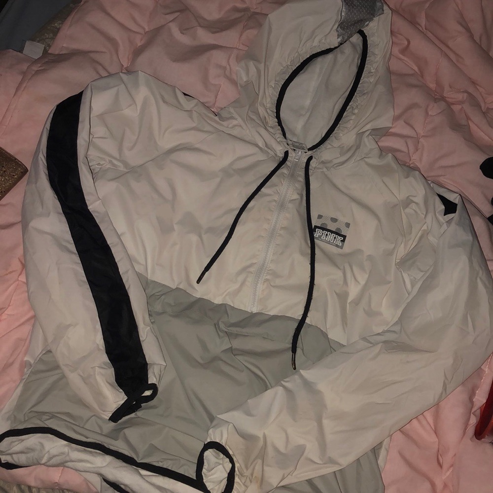 Victoria’s Secret PINK Windbreaker 😊